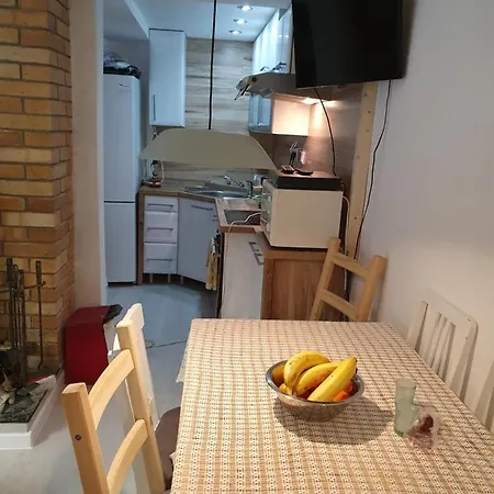Horska Chata V Srdci Kremnickych Hor Banska Bystrica Exterior photo